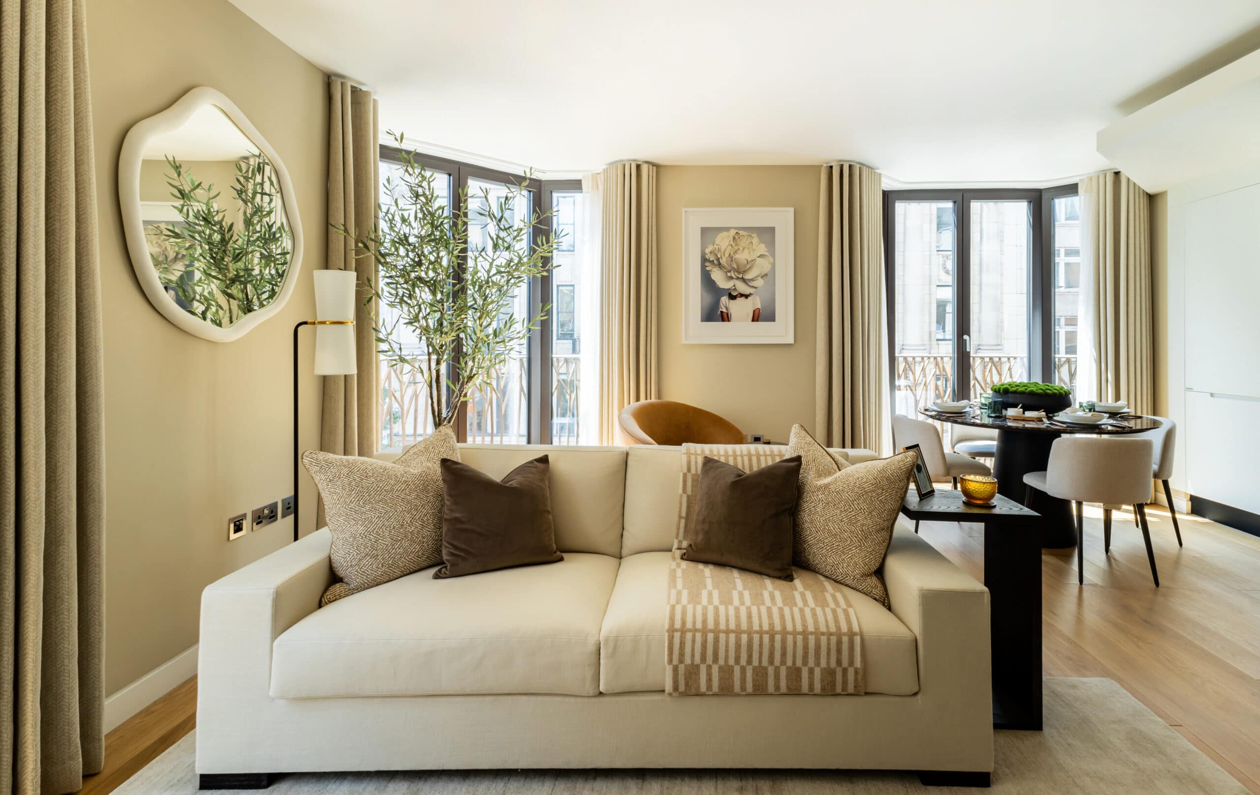 W1 Place A202 IMG 6056 HDR elinainfocus HERO scaled