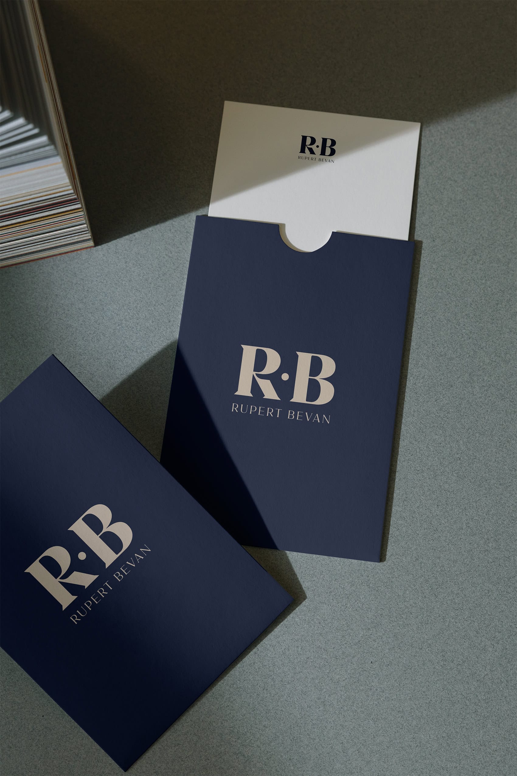 Bendito Mockup LB26 W18 Le Envelope RB